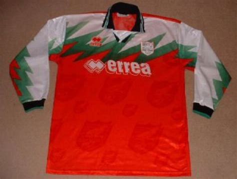 Scarborough 1997-98 Away Kit