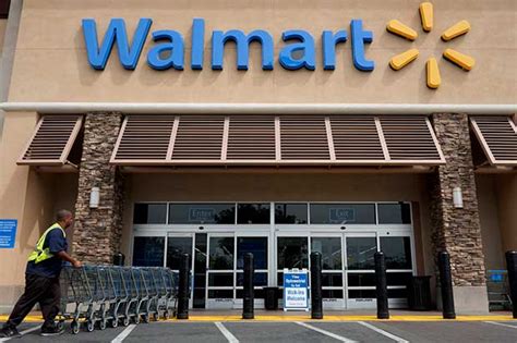 Wal-Mart Threatens to Pull Out of Washington, D.C. | Op-Ed | US News