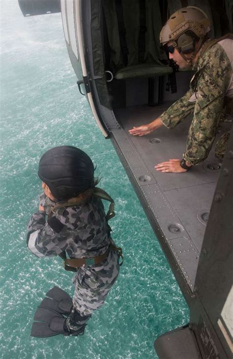 An Australian Explosive Ordnance Disposal Eod Technician Nara