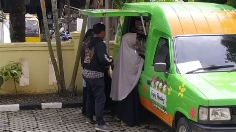 Perpustakan Keliling Kantor PTSP Kelurahan Karet Semanggi JAKLITERA