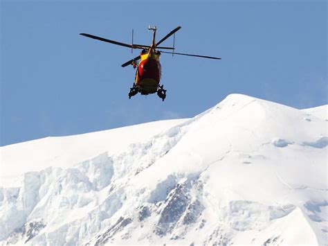 Mont Blanc Un Mort Dans Une Avalanche En Secteur Hors Piste