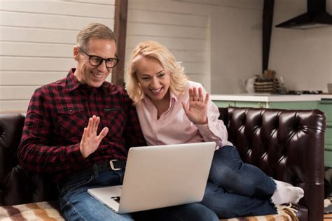 how to play never have i ever over text