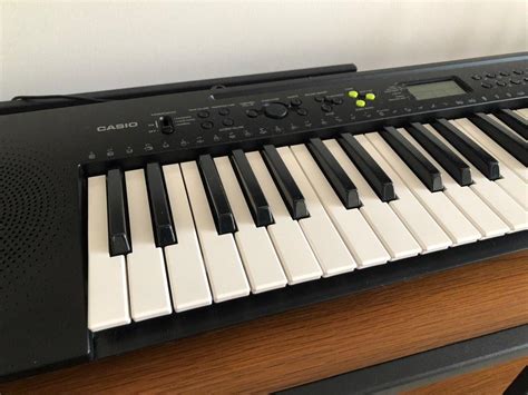 Casio Keyboard CTK 245 Hobbies Toys Music Media Musical