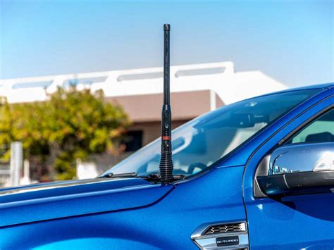 Bonnet Hinge Antenna And Aerial Mount For Everest Ua And Ford Ranger Px