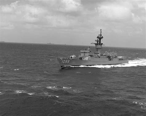 A Port Bow View Of The Frigate Uss Barbey Ff Underway En Route