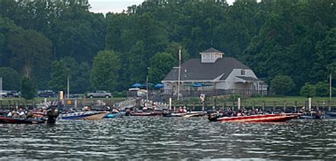 Potomac Teams Tournament Bass Fishing Circuit On The Potomac River