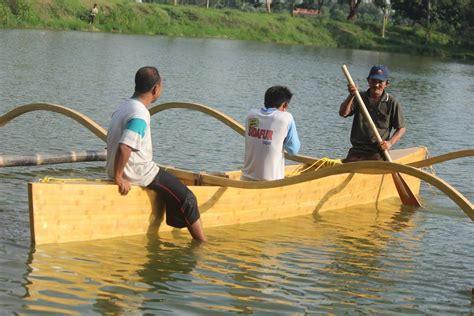 BAMBOO BOAT AN ALTERNATIVE SUSTAINABLE SOLUTION - BAMBOOS DESIGN