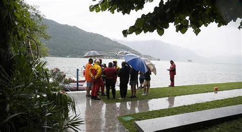 Cadavere Riaffiora Dal Lago D Iseo