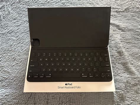 Smart Keyboard Folio Ipad Pro 12 9 Inch Mobile Phones And Gadgets Tablets Ipad On Carousell