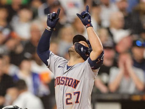 José Altuve Continúa Su Leyenda En Houston Líder En Deportes