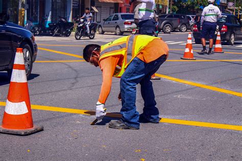 Con El Apoyo De La Pmt Avanza Señalización Horizontal De Las Calles De La Ciudad