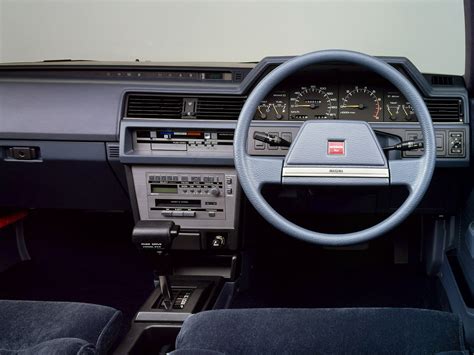 NISSAN Bluebird Sedan Specs & Photos - 1986, 1987, 1988, 1989, 1990 ...