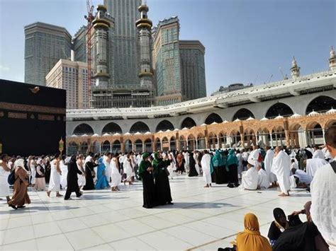 Page 9 | Mecca Saudi Arabia Stock Photos, Images and Backgrounds for ...