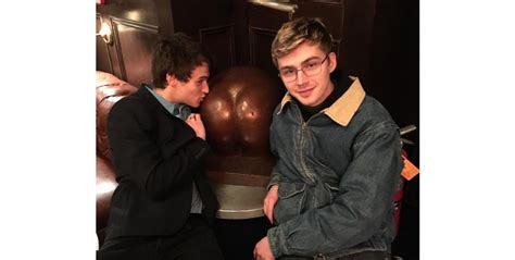 13 Reasons Why Miles Heizer Et Brandon Flynn En Couple Dans La Vraie Vie Purebreak