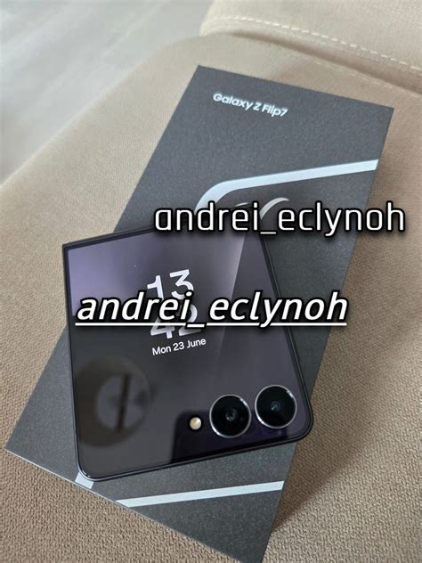 Samsung Galaxy Z Flip 7 na wideo. Składany smartfon ma nowy ekran