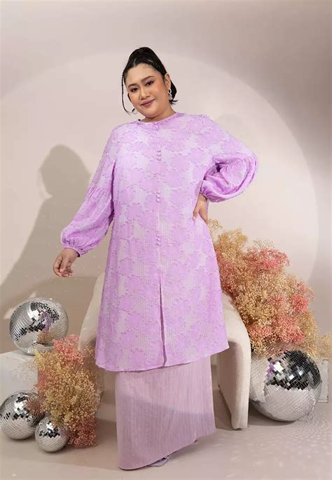 Jual Lubna Plus Size Puff Sleeve Kebaya Set Original 2024 ZALORA