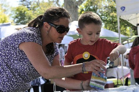 Crafts In The Park Blessed With Rare Sunny Day Lifestyles