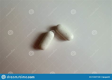 2 White Caplets Of Kelp Dietary Supplement Stock Photo Image Of