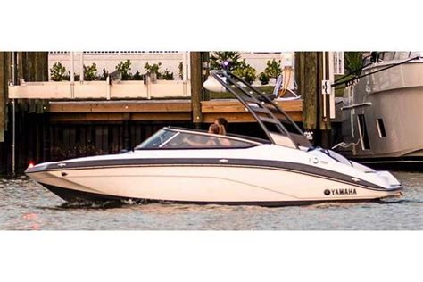 Yamaha Boats S Contact Your Local Marinemax Store About