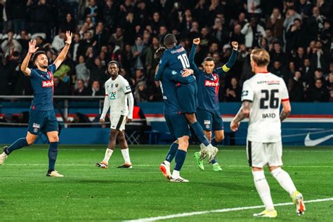 Coupe De France Le Psg Limine Nice Et Affrontera Rennes En