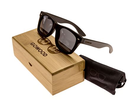 Wayfarer style sunglasses black | Go Wood