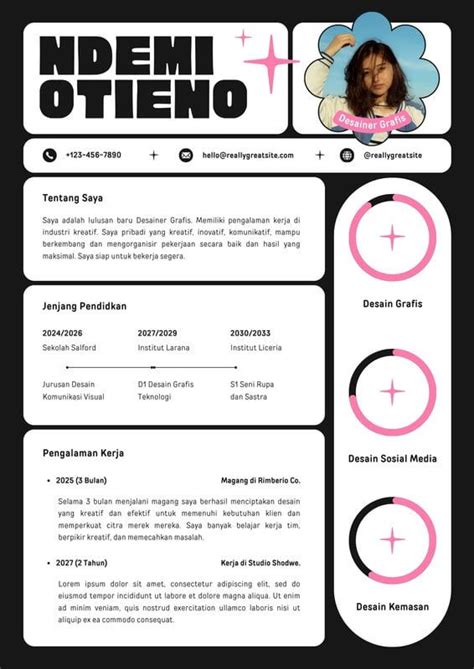 Putih Hitam Modern CV Lulusan Baru Desain Grafis Resume Templates By