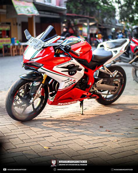 Desain Sticker Motor Honda Cbr Rr Merah Putih Fullbody