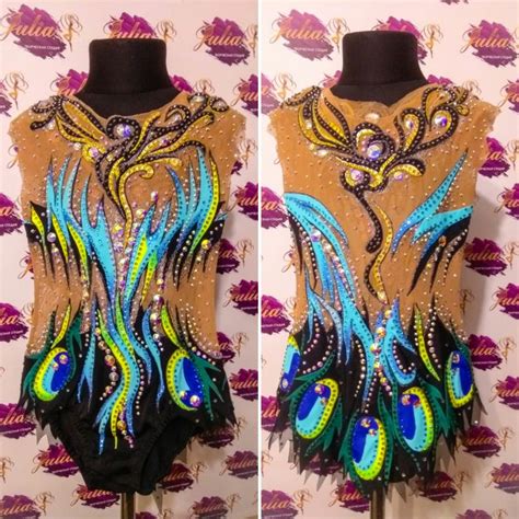 Pin auf シンクロ水着デザイン