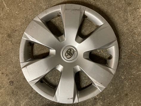 Used 2007 2011 Toyota Camry Hubcap Wheel Cover Factory Oem 16 For Sale