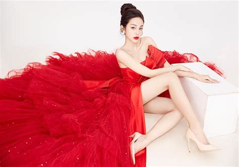 HOT Hé lộ vũ trụ trai xinh gái đẹp và loạt nhân vật có số má trên MXH sẽ đổ về gala WeChoice