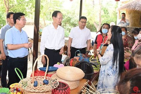 人民网关注丨全国人大代表韩金峰：发挥慈善事业三次分配作用 推动共同富裕 记者直击 舜网新闻