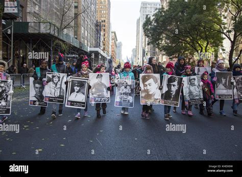 Girl Scouts Honor Wwii War Veterans March With Their Pictures Up 5th