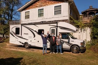 Rv Retailer Reveals Jayco Contest Winner Rv News