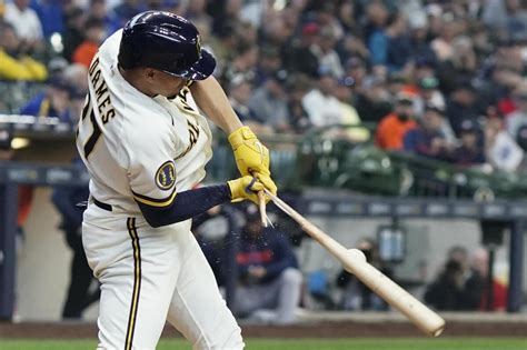 Brewers Adames Taken To Hospital Heading To Il After Getting Hit By Foul Ball In Dugout Ap News