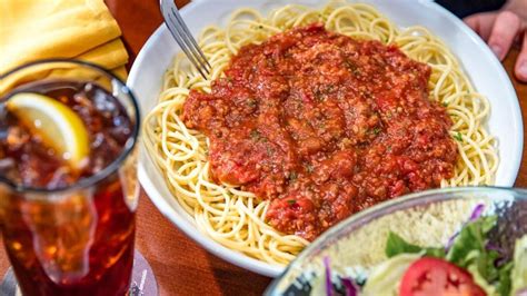 The Time Olive Garden Customers Took Endless Pasta To The Extreme