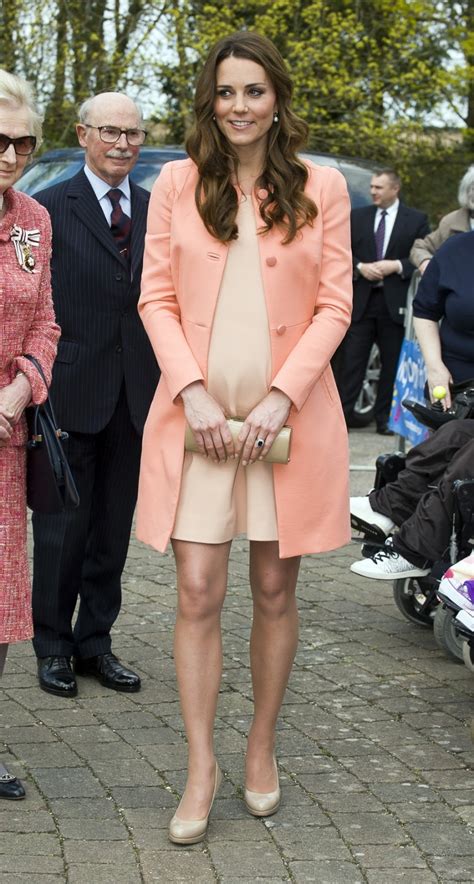 Pregnant Kate Middleton Glows In Peach