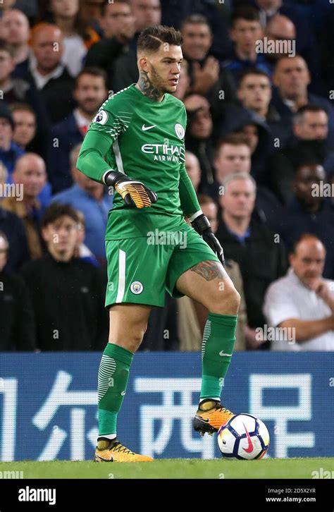 Manchester City Goalkeeper Ederson Stock Photo Alamy