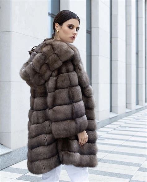 Pin By Christoph Richter On Schnellgemerkte Pins Sable Fur Coat Fur Coat Jackets For Women