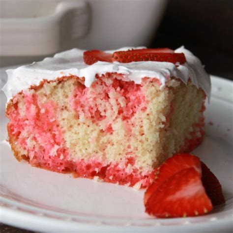 Best Strawberry Poke Cake Recipe With Fresh Strawberries