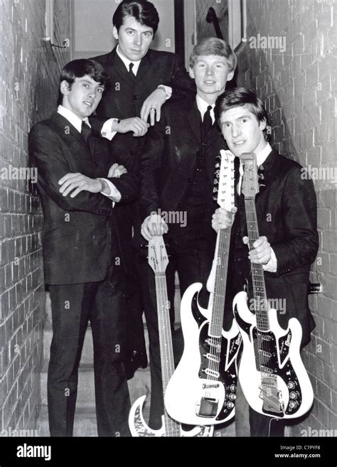 The searchers band hi-res stock photography and images - Alamy