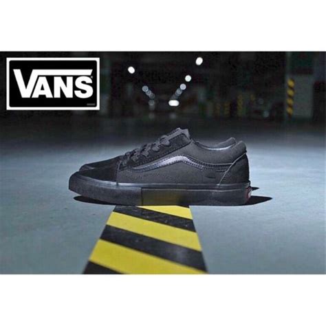 Vans Old Skool Classic Sneakers Vans All Black Vans Shoe All Black Kasut Vans Hitam Kasut