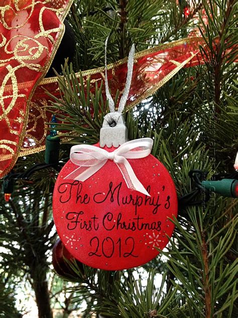 Personalized Christmas Ornament - Crafts by Amanda