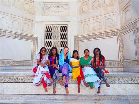 Appropriate Attire For Indian Temple Visits A Guide To Dressing Modestly And Comfortably