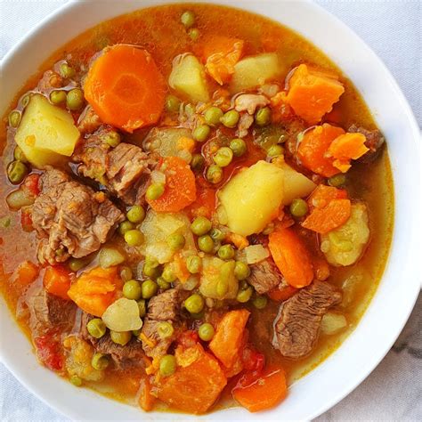 Me Gusta Comer Sano GUISO DE CARNE CON PATATA Y BONIATO EN LA OLLA A