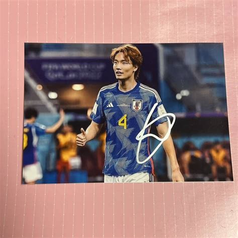 目立った傷や汚れなしサッカー日本代表 板倉滉 直筆サイン入り 写真ユニフォーム 川崎フロンターレ 三笘薫 久保建英 グッズ