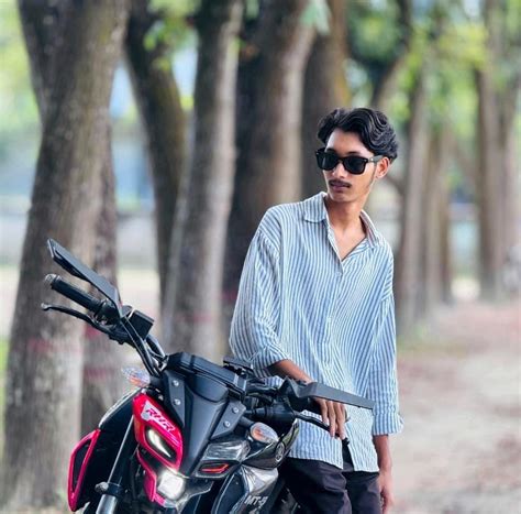dekhaoo kt rngiloo chbi chbir asaz harailam sbi ghorgadee highway