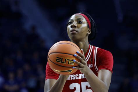 WholeHogSports Arkansas Vs Wisconsin Women S Basketball At The Fort