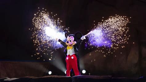 Fantasmic! to Remain on Hiatus Through at Least Labor Day at Disneyland