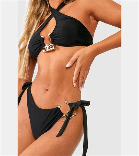 Buy Boohoo Gold Trim Tie Side Bikini Brief In Black Thstreet Kuwait