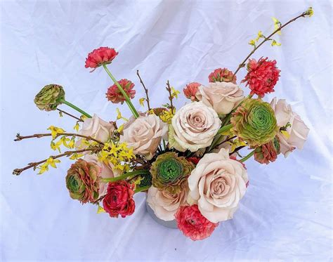 15 Best Florists for Flower Delivery in Sacramento, CA - Petal Republic